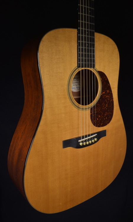 SOLD BOURGEOIS COUNTRY BOY SITKA/MAHOGANY